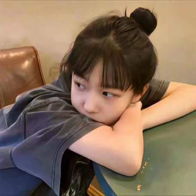 泥砖与镜子海报